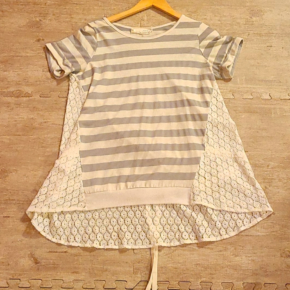 Short sleeved tunic